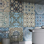 瓷砖自粘贴纸厨房防油污贴画卫生浴室墙地面瓷砖装饰耐磨翻新贴纸