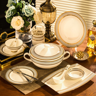 奢华骨瓷餐具精致造型，闪亮金边可微波炉