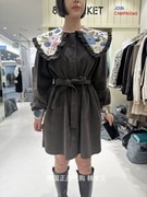 81market韩国2023秋装女娃娃领单排扣灯芯绒长袖连衣裙