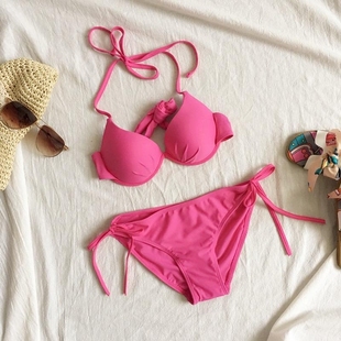 沙滩比基尼pink粉玫红，比基尼泳衣女钢托聚拢大小，胸性感三点式泳装