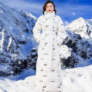 帝弗润驰2023冬季白色刺绣，羽绒服女气质超长款，加厚白鸭绒(白鸭绒)外套