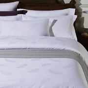 60支纯棉白色贡缎提花四件套星级酒店宾馆羽毛花被套枕套床上用品