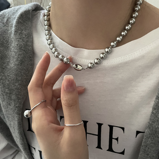施家珍珠项链女2024高级设计感小众轻奢银灰色毛衣锁骨链
