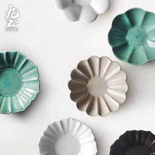 日式陶瓷碟子套装家用手工调料碟小菜水果碟小吃碟日本料理花瓣碟