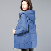 中长款中年女人入nvren冬季穿的加厚外套，道奇蓝色棉衣绵服袄妖子
