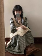 韩版镂空针织背心罩衫裙叠穿两件套女日系，复古刺绣格子连衣裙套装