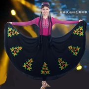 新疆民族舞蹈服长袖t恤绣花带钻上衣，演出服练习服新疆餐厅工作服