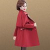 年轻妈妈春秋外套，洋气中老年女装风衣中长款时尚气质大衣红色
