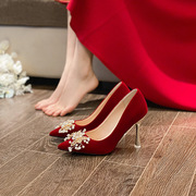 红色婚鞋新娘鞋两穿不累脚秀禾主，婚纱大码脚宽脚胖女孩高跟单鞋