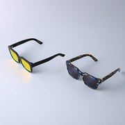 xxx系列潮款墨镜防紫外线，太阳眼镜男女同，款开车旅行遮阳镜m8057