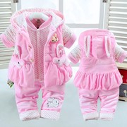 0一1岁半女宝宝秋装三件套装冬季小童洋气婴儿秋冬款薄棉衣服外出