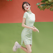 绿色蕾丝旗袍新式年轻款少女改良版连衣裙小个子短款2023秋冬
