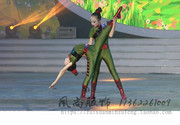儿童兵娃娃迷彩演出服装幼儿军旅连体军装表演服装舞蹈绿色保卫者