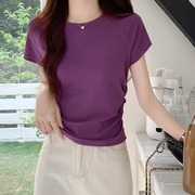 深圳市潮牌美衣服饰有限公司，紫色设计感露背紧身百搭圆领短袖t恤