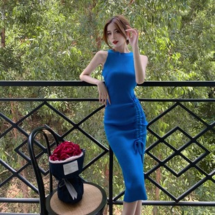 高级感法式蓝色无袖针织背心，连衣裙女夏季气质优雅修身性感包臀裙