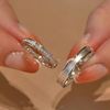 铂金戒指女pt950莫桑石钻情侣对戒18K小众设计求结婚素圈生日礼物