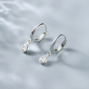 s999纯银耳环女简约小水滴设计时尚，耳环百搭气质，森系小清新银耳扣
