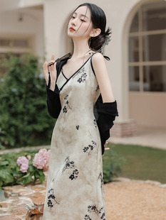 新中式提花雪纺v领吊带，连衣裙+黑色，开衫两件套文艺复古淑女连衣裙