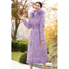 美妃紫色时尚洋气，带帽收腰修身长，款毛领羽绒服女款2023年冬季