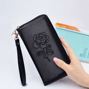 韩版2022手拿钱包女式长款拉链，多功能百搭皮夹大容量手机钱。