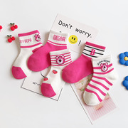 爱嘀嗒儿童卡通袜子春夏季薄款精梳棉透气粉色草莓熊女宝短筒潮袜