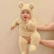 婴儿连体衣秋冬网红可爱小熊，造型宝宝哈衣仿水貂，绒外出包脚爬爬服