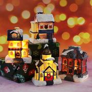 圣诞节装饰用品圣诞氛围布置发光音乐小屋树脂工艺品摆件礼物