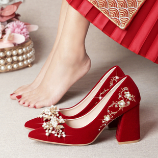 中式婚鞋新娘，鞋女2023年秀禾婚纱两穿红色，高跟鞋粗跟结婚鞋子