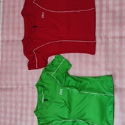 张妮塑形红色绿色户外透气吸汗薄款半拉链瑜伽T恤上衣短袖
