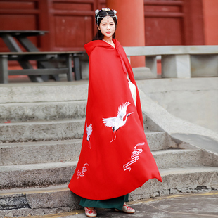汉服斗篷女秋冬季披风加厚保暖外套红色中国风古装中式长款拜年服