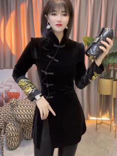 新中式秋冬高级丝绒唐装，女2023年中国风，刺绣黑色百搭打底上衣