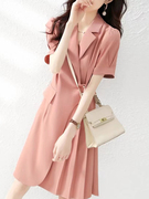 粉色西装连衣裙女2023年秋季设计感大码修身收腰显瘦气质长裙