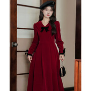 法式复古长袖丝绒红色连衣裙秋冬2023女装娃娃领打底小红裙子