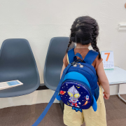 儿童幼儿园小书包男童防走失出游双肩包小班(包小班，)宝宝3岁入学男生背包
