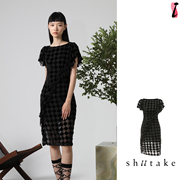 Shiitake诗塔克设计师品牌黑色丝绒菱形格子连衣裙
