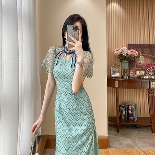 春季连衣裙中国风气质蓝绿色改良旗袍年轻款复古钩花蕾丝女夏