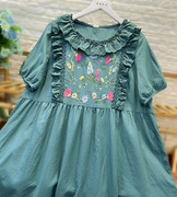 天然棉麻森女系连衣裙2024夏装，短袖荷叶边套头，圆领宽松纯色刺绣