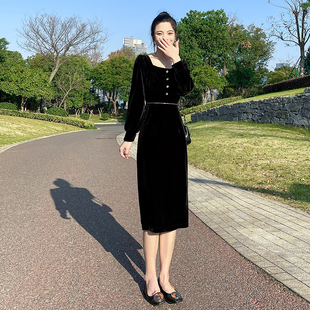 2023秋季法式赫本长裙黑色，高级感气质金丝绒长袖显瘦连衣裙女
