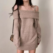韩国chic秋冬法式小性感一字，领露肩高腰，显瘦长袖针织毛衣连衣裙女