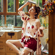 宫蝶睡衣女夏季性感丝绸，短袖三件套装薄款冰丝，吊带草莓家居服和服