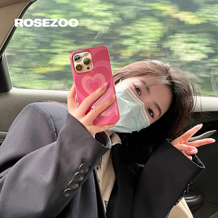 rosezoo适用于苹果iphone13/14promax粉色少女爱心ins韩国进口菲林手机壳15promax半包硬壳手机套