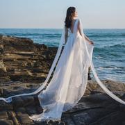 白色飘逸长裙吊带拖地轻婚纱连衣裙，超长款沙滩，裙海边拍照衣服超仙