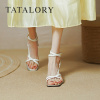 TATA LORY联名女鞋2023年时尚小众设计~T型绑带中跟凉鞋