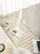 简约现代纯色地垫加厚防滑毛绒，地毯客厅家用卧室床边榻榻米爬行垫