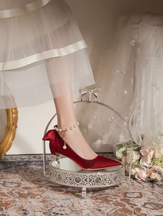 红色尖头高跟鞋女方跟中式敬酒婚宴秀禾婚纱两穿新娘，订婚鞋不累脚