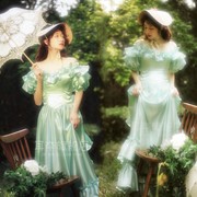 影楼主题复古婚纱港风宫廷礼服拍摄绿色少女写真法式华丽婚礼头纱