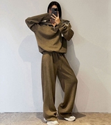 韩国2024春季女士休闲针织高龄上衣阔腿长裤套装卡其绿色时尚