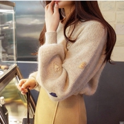 韩国甜美减龄贴布爱心刺绣灯笼，袖圆领桃心针织衫真兔毛毛衣8160