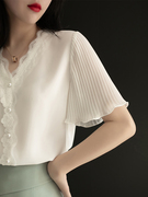 高端韩版雪纺衬衫2021设计感小众，白色v领蕾丝短袖女上衣夏季
