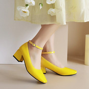 糖果色漆皮方头中跟单鞋，大码44454647484950码粗跟单鞋黄色